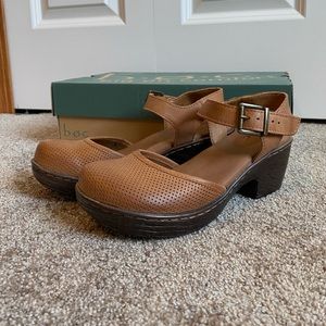 B.O.C Tan Clogs Size 6
